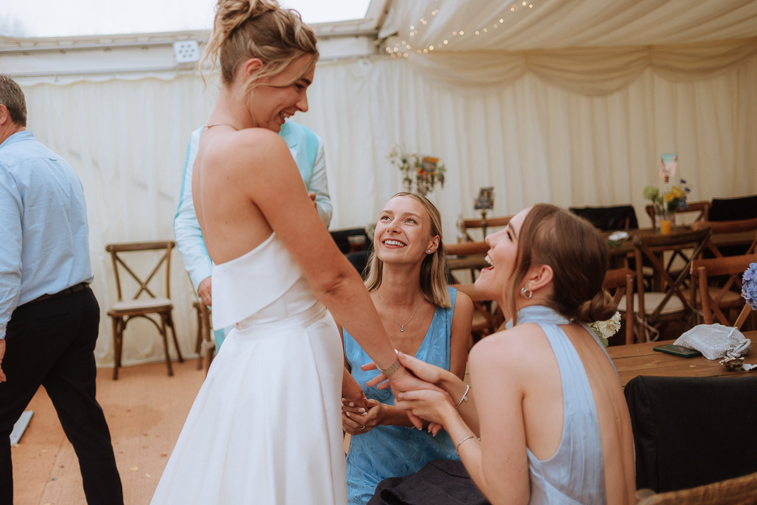 FAMILY HOME FARM WEDDING PHOTOGRAPHY LLANTWIT MAJOR 037 FAMILY HOME FARM WEDDING PHOTOGRAPHY LLANTWIT MAJOR 037